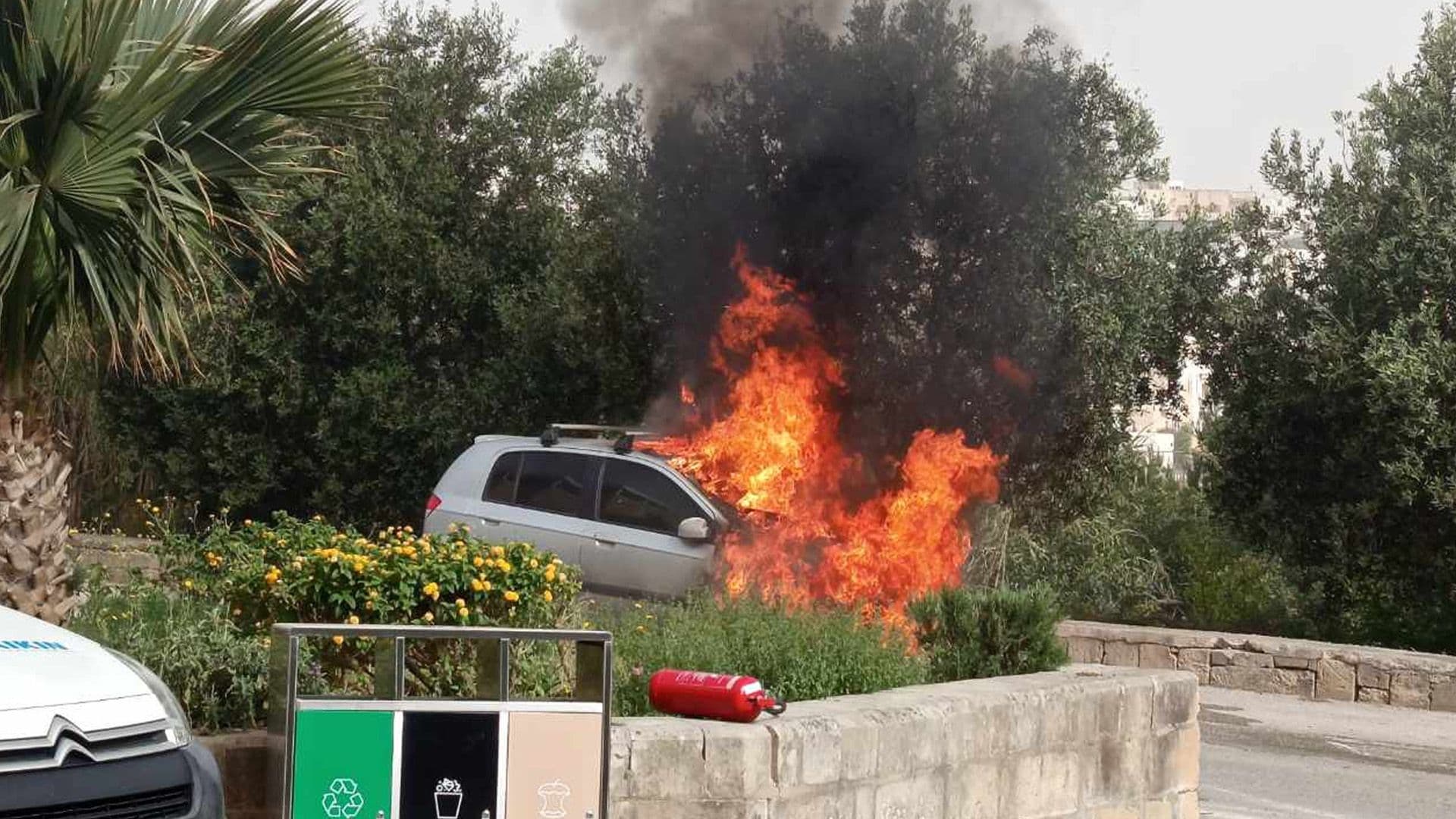 Vehicle Catches Fire Near University Of Malta