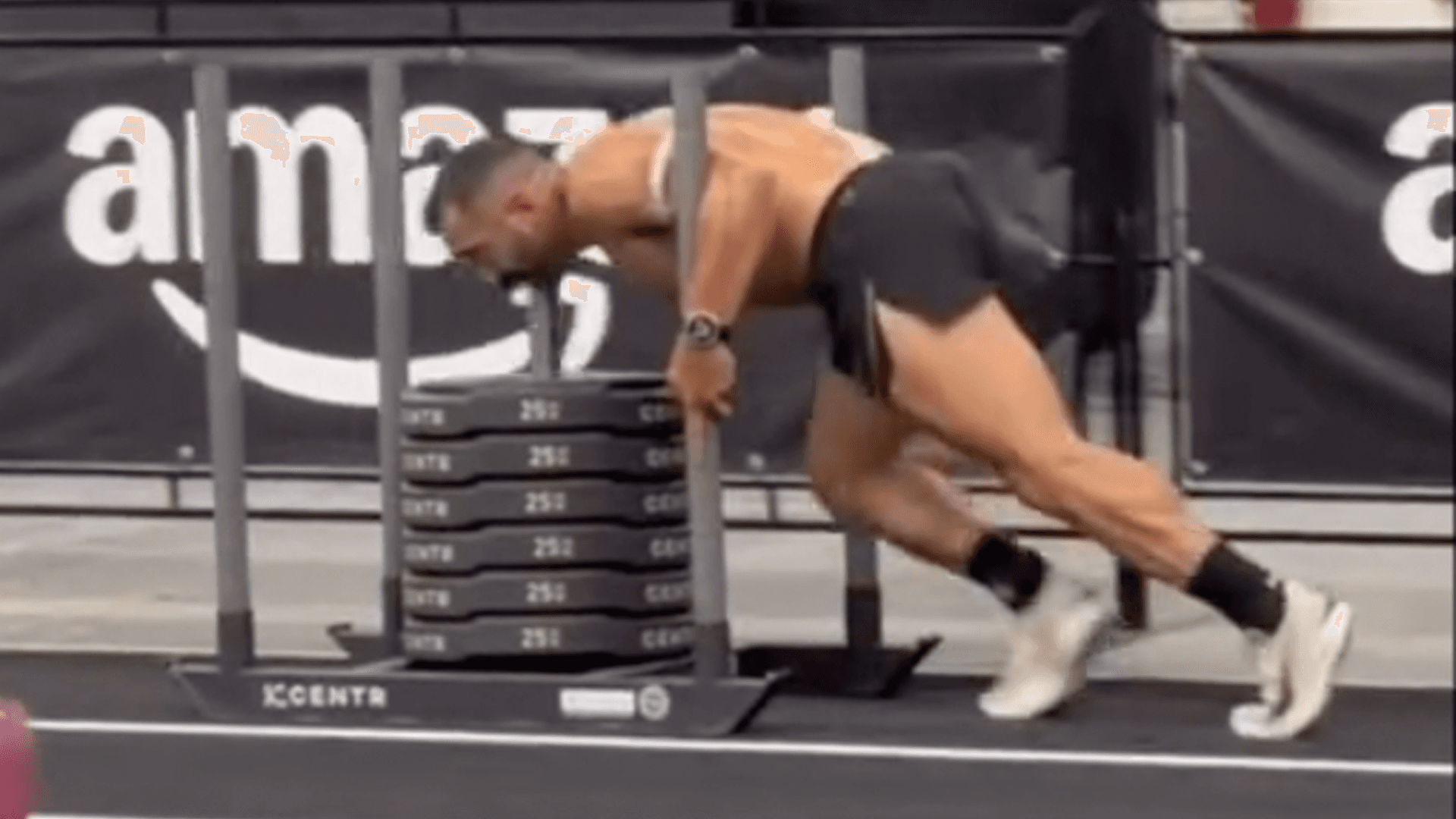 Watch: Jean Claude Faenza's Sub-60 Performance At Hyrox Athens