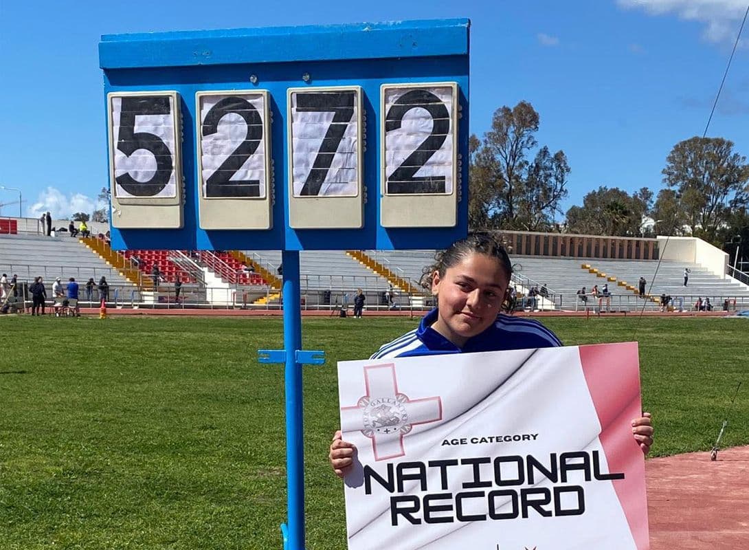 Sophia Curmi Shines with Record Hammer Throw to Open Outdoor Season